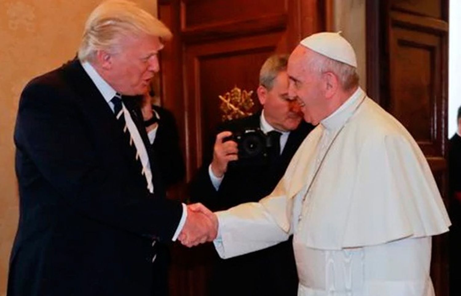 El Papa Francisco recibió a Donald Trump