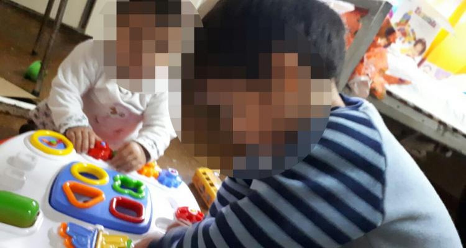 Los abuelos de los nenes con desnutrición abandonados por su madre quieren tramitar la tenencia