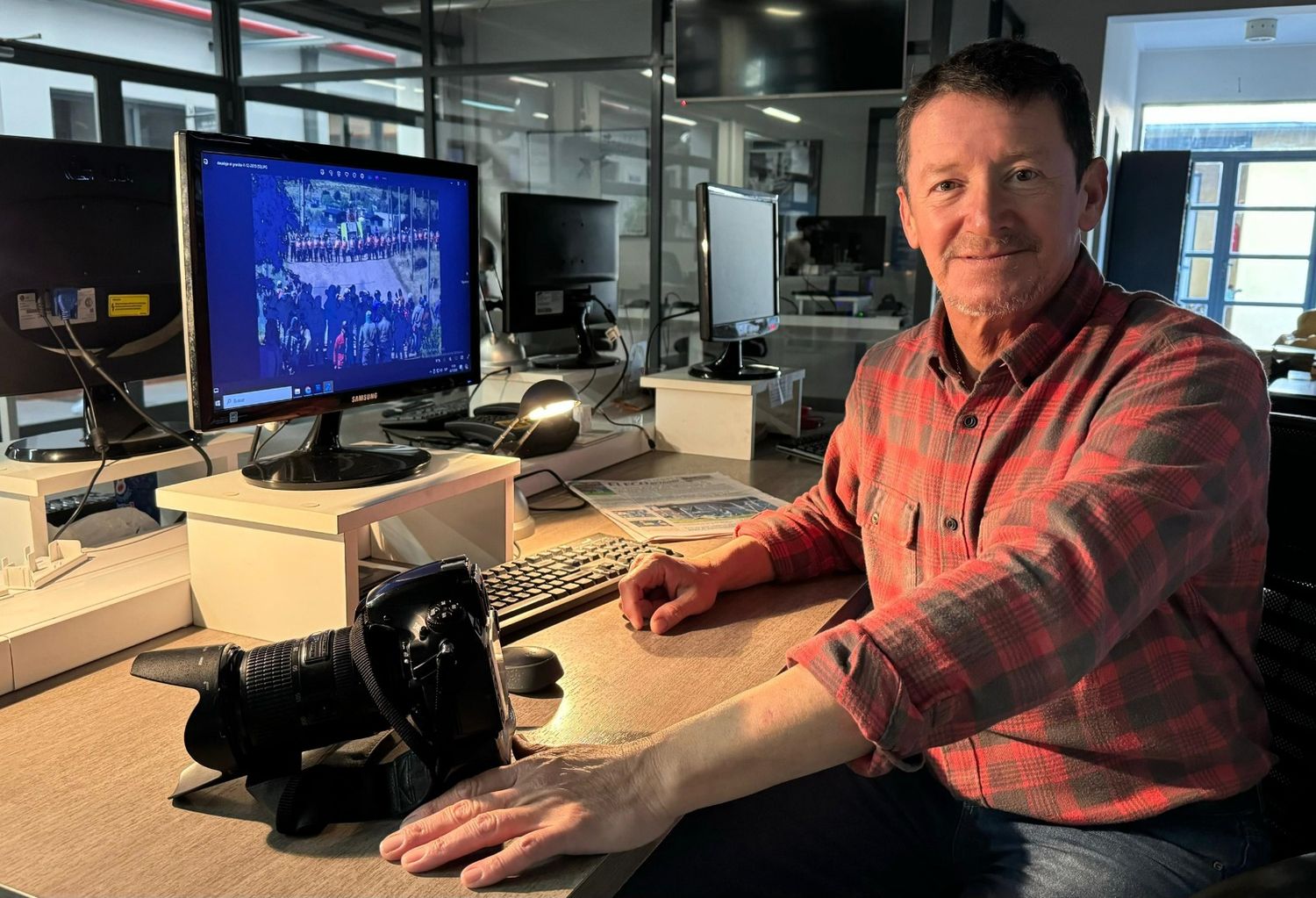 Rody Becchi se destaca por su trabajo y profesionalismo en la fotografía en El Eco desde hace más de 28 años