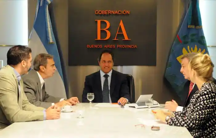 Scioli se reunió con empresarios mineros