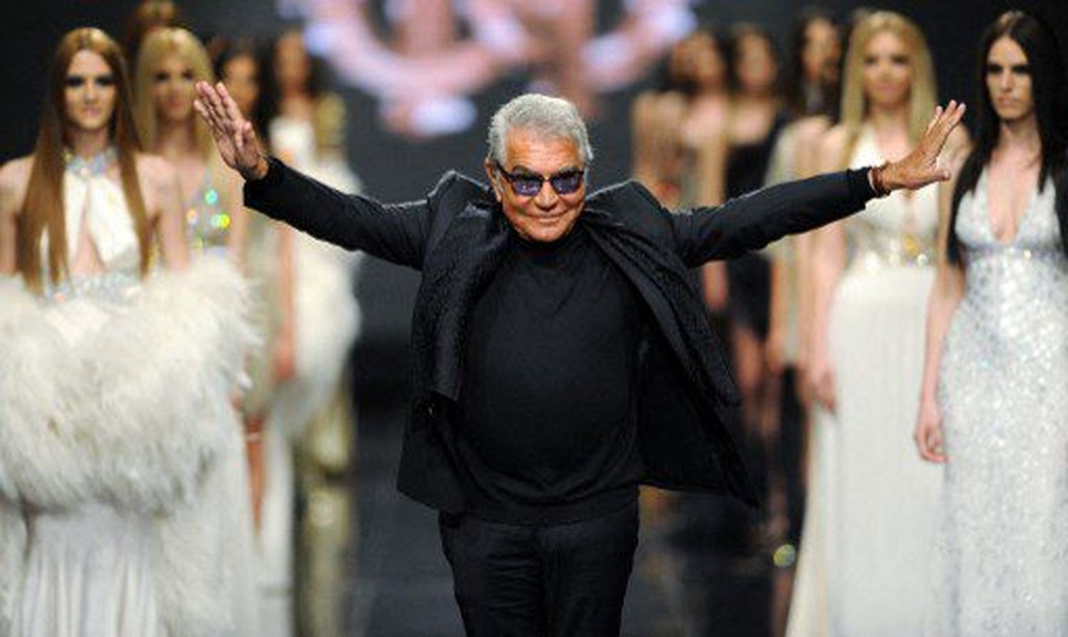 LUTO EN LAS GRANDES PASARELAS: fallece el diseñador italiano Roberto Cavalli a los 83 años