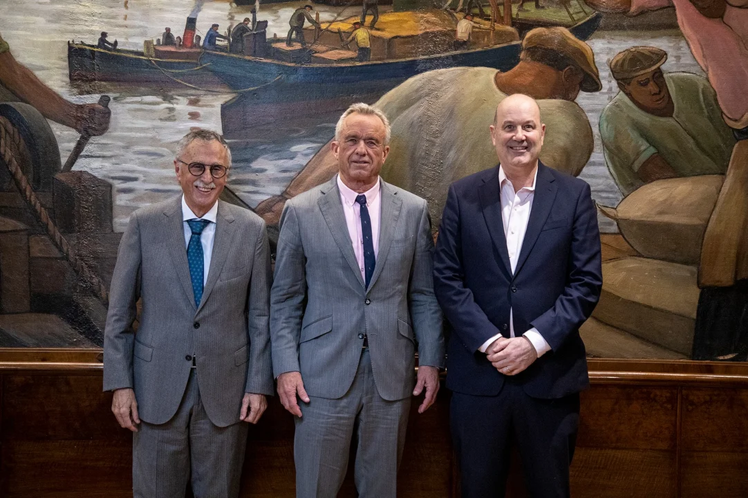 El Gobierno anunció una reforma del sistema sanitario y la salida de la OMS.¿Qué pasará con el calendario de vacunación?