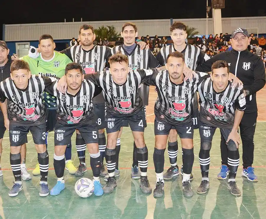 Interior, El Porvenir y
VG Calcos están al frente