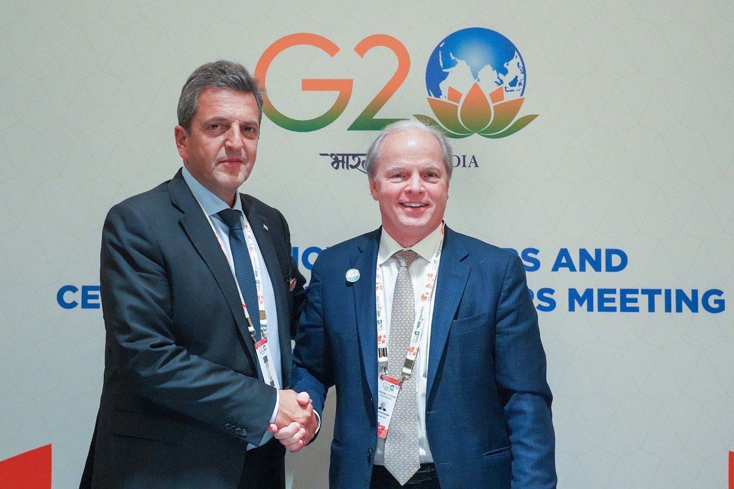 Massa consiguió financiamiento del Banco Mundial por US$450 millones para educación y desarrollo