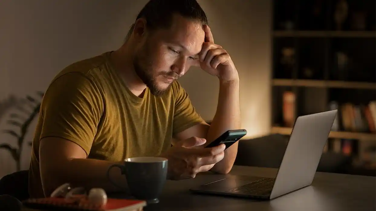Ansiedad y cansancio: el hábito de las redes sociales que preocupa
