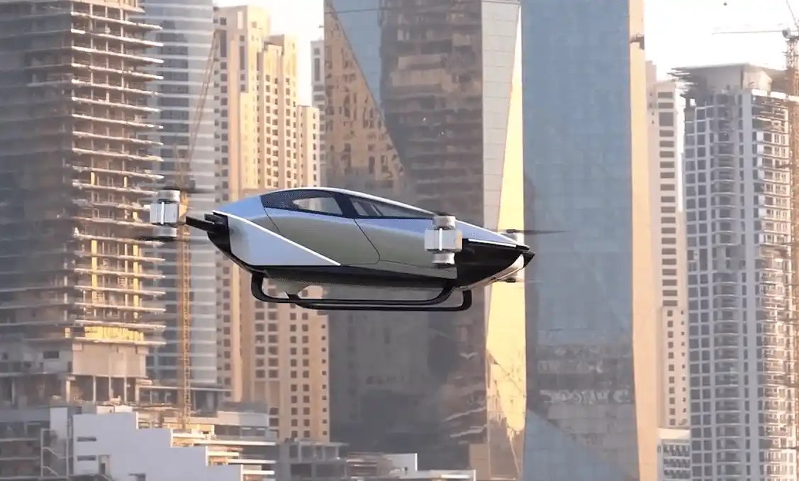 ¡IMPRESIONANTE! Conozcan el CARRO VOLADOR chino