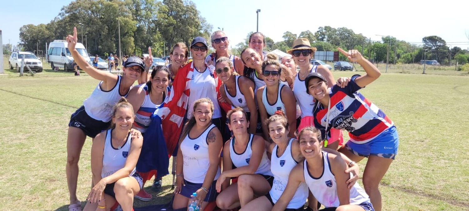 Las “Mamis”, campeonas en el torneo de hockey