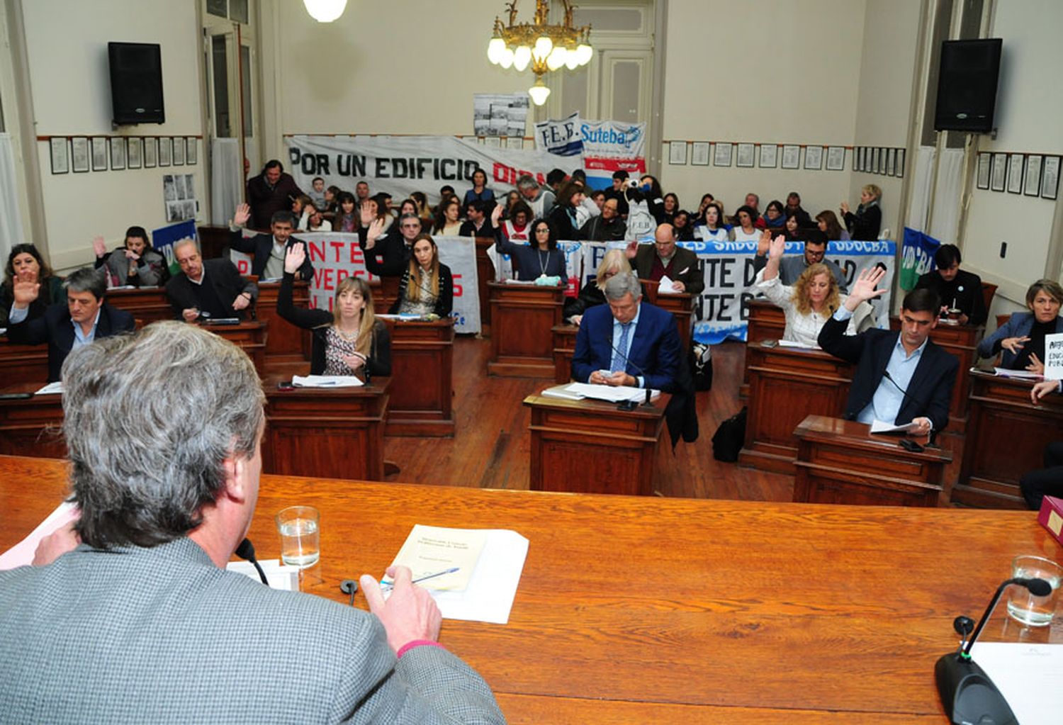 El reclamo por la educación pública llegó al Concejo Deliberante