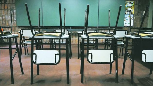 Docentes bonaerenses amenazan con un paro para el 11