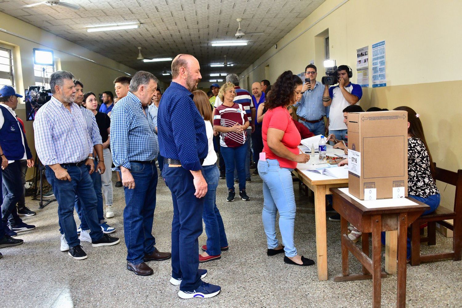 Hasta el mediodía, ya votó el 30% del padrón electoral nacional