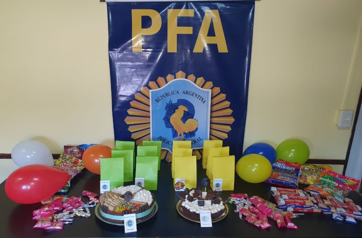 Continúan las celebraciones y la entrega de regalos por el Día de las Infancias