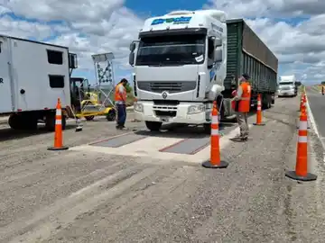 Habrá control de peso en rutas para el transporte de cargas