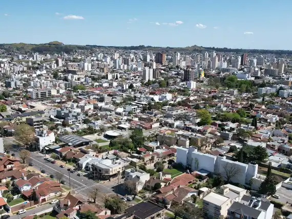 Cada vez más colegios bonaerenses eligen a Tandil como destino para los egresados de la Primaria