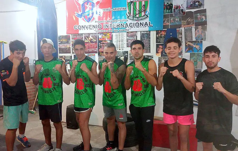 Velada de boxeo en Polideportivo