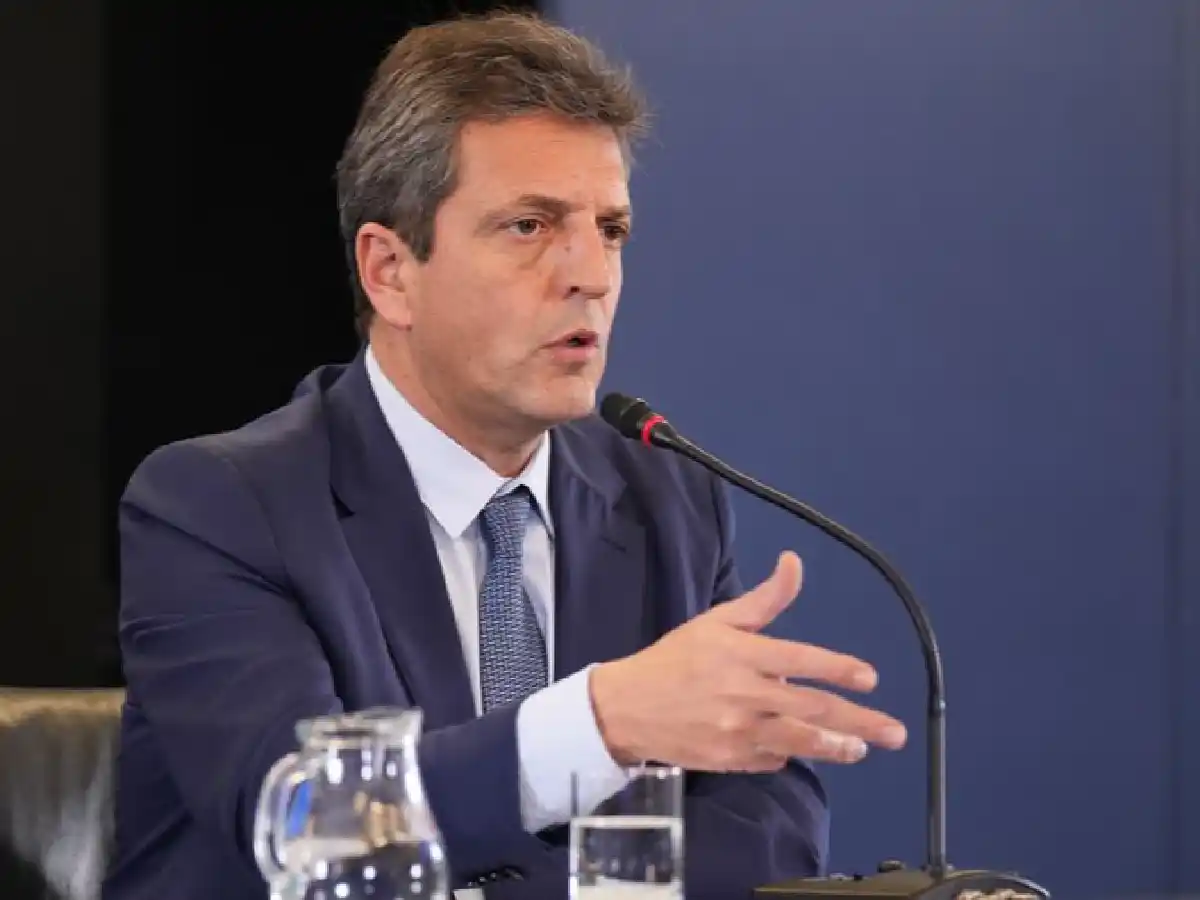 El gobierno habilitará la importación de neumáticos si no resuelven el conflicto