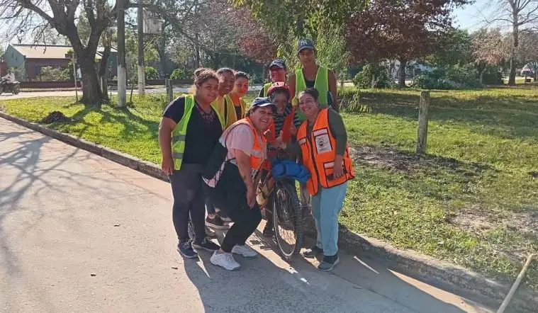 Teresita Cardoso viaja en bicicleta hacia Salta para participar en la “Fiesta del Milagro”
