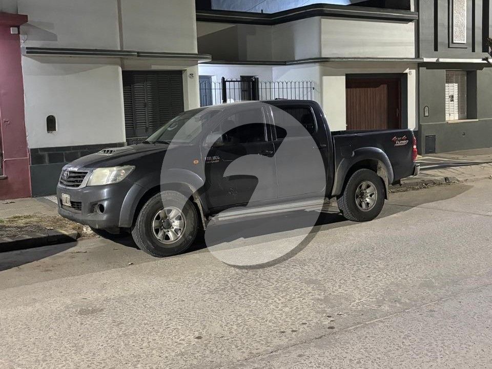 Se robaron una camioneta, tras quitarle las llaves del interior de la vivienda a su dueño mientras dormía