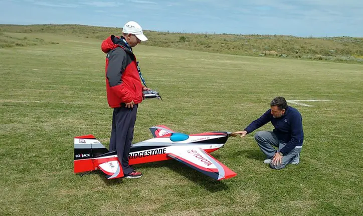 Preparan el tercer encuentro de aeromodelismo