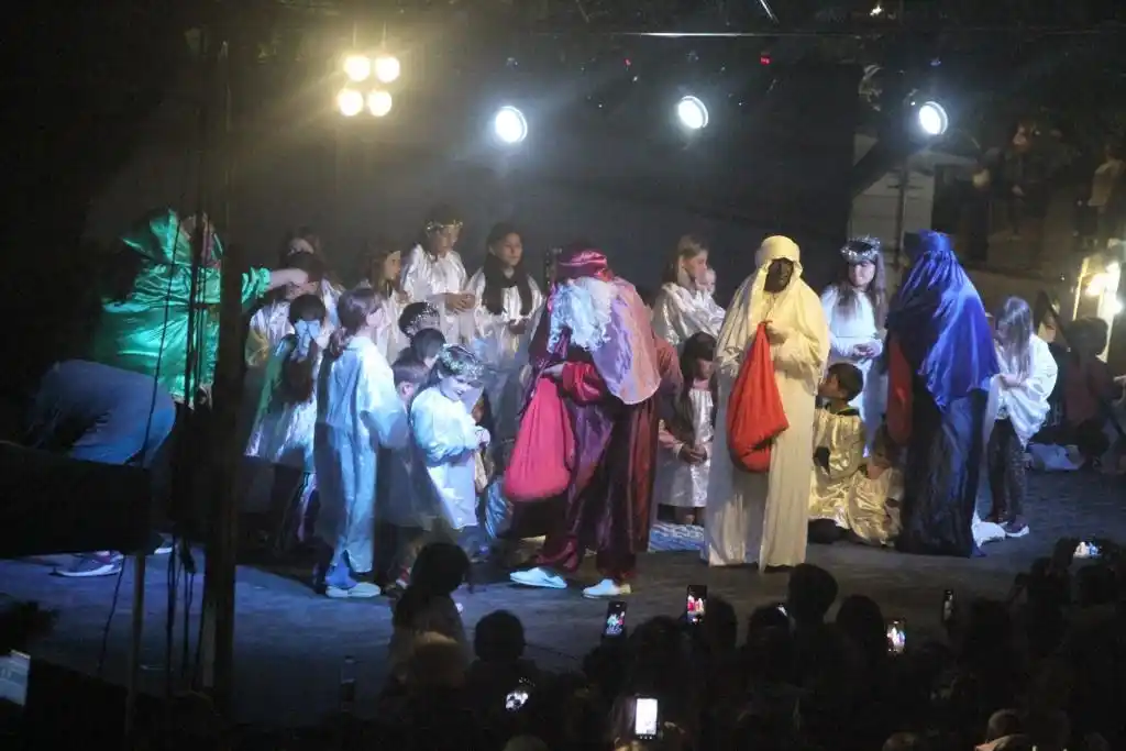 Gran convocatoria en la visita de los Reyes a Claromecó