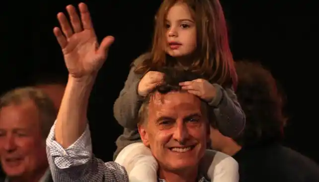 Macri se fisuró una costilla y deberá hacer reposo