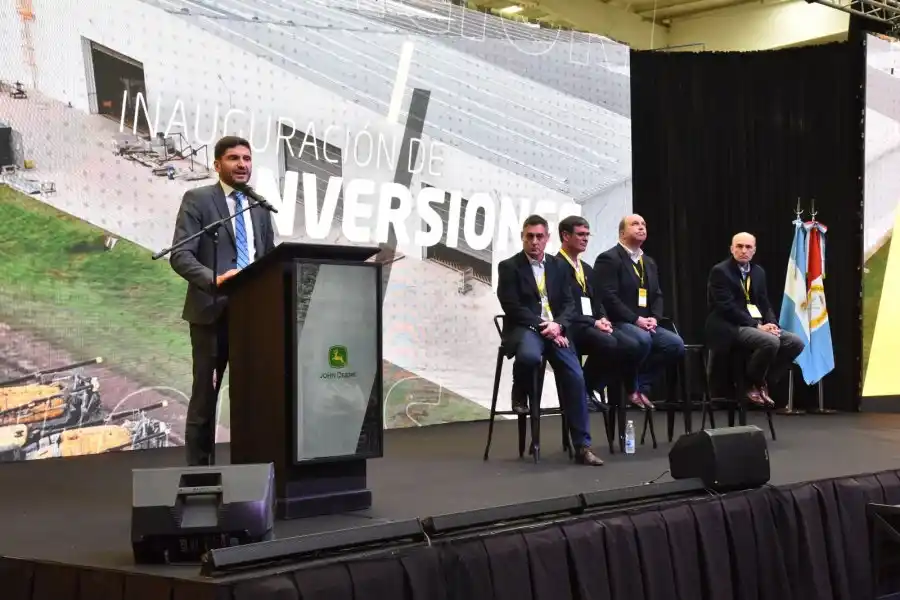 Pullaro afirmó que “nosotros somos una provincia de gente de trabajo, que se esfuerza y que todos los días pone el pecho para poder salir adelante