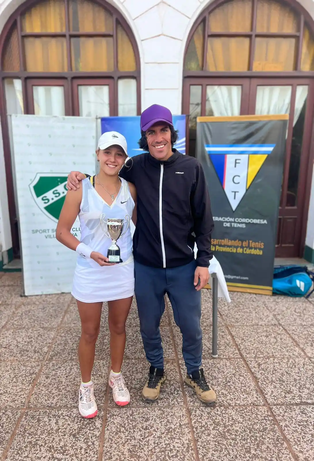 Larraya Guidi, el sábado en Córdoba junto a su profesor Jerónimo Beber.