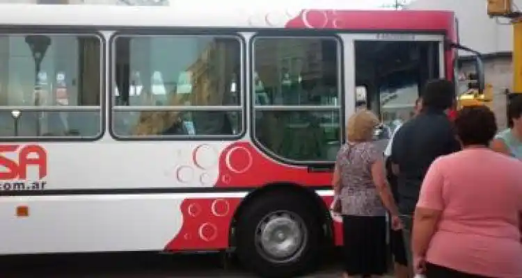 Vercelli advierte que no dan los costos en el transporte público