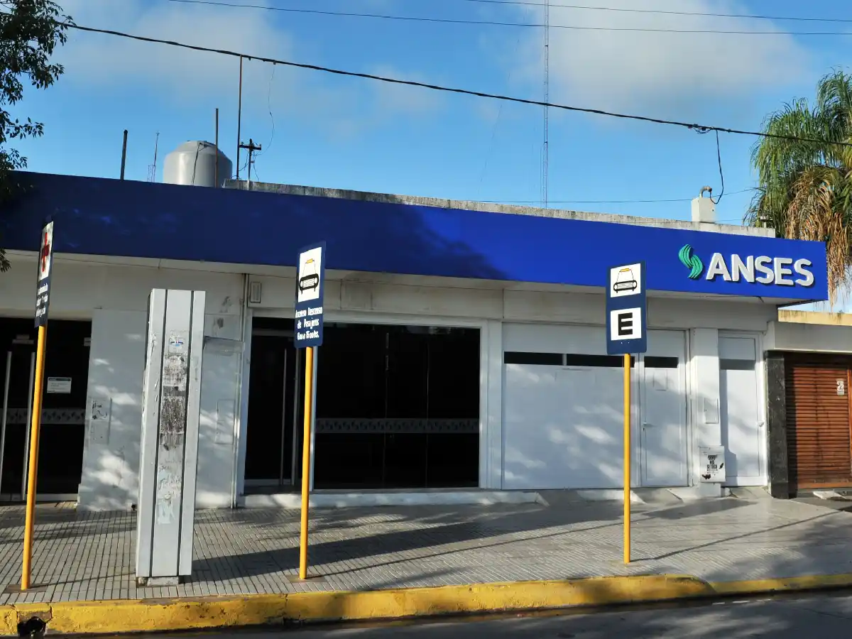 Los jubilados deben firmar la Reparación Histórica antes del 21 de julio para seguir cobrando el ajuste anticipado