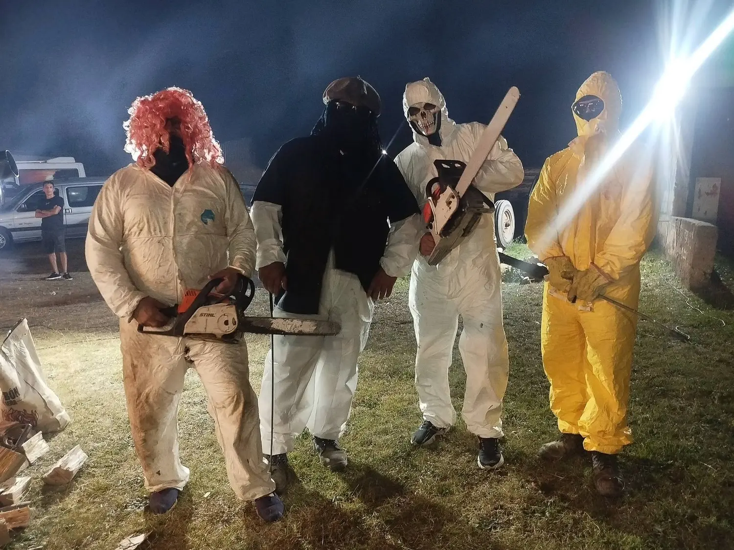 Protagonistas de la competencia de disfraces en Barker