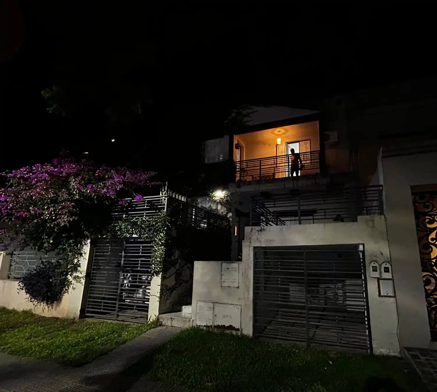 Intento de robo en Paraná: ladrón cayó de un balcón y sufrió graves fracturas