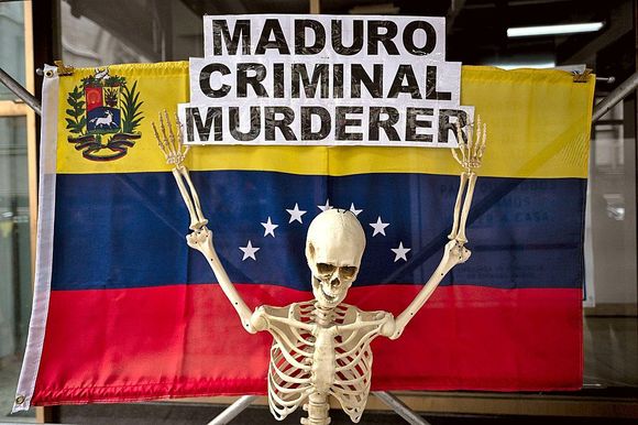 Acusan a Maduro de «criminal» por impulsar persecución contra migrantes que regresan