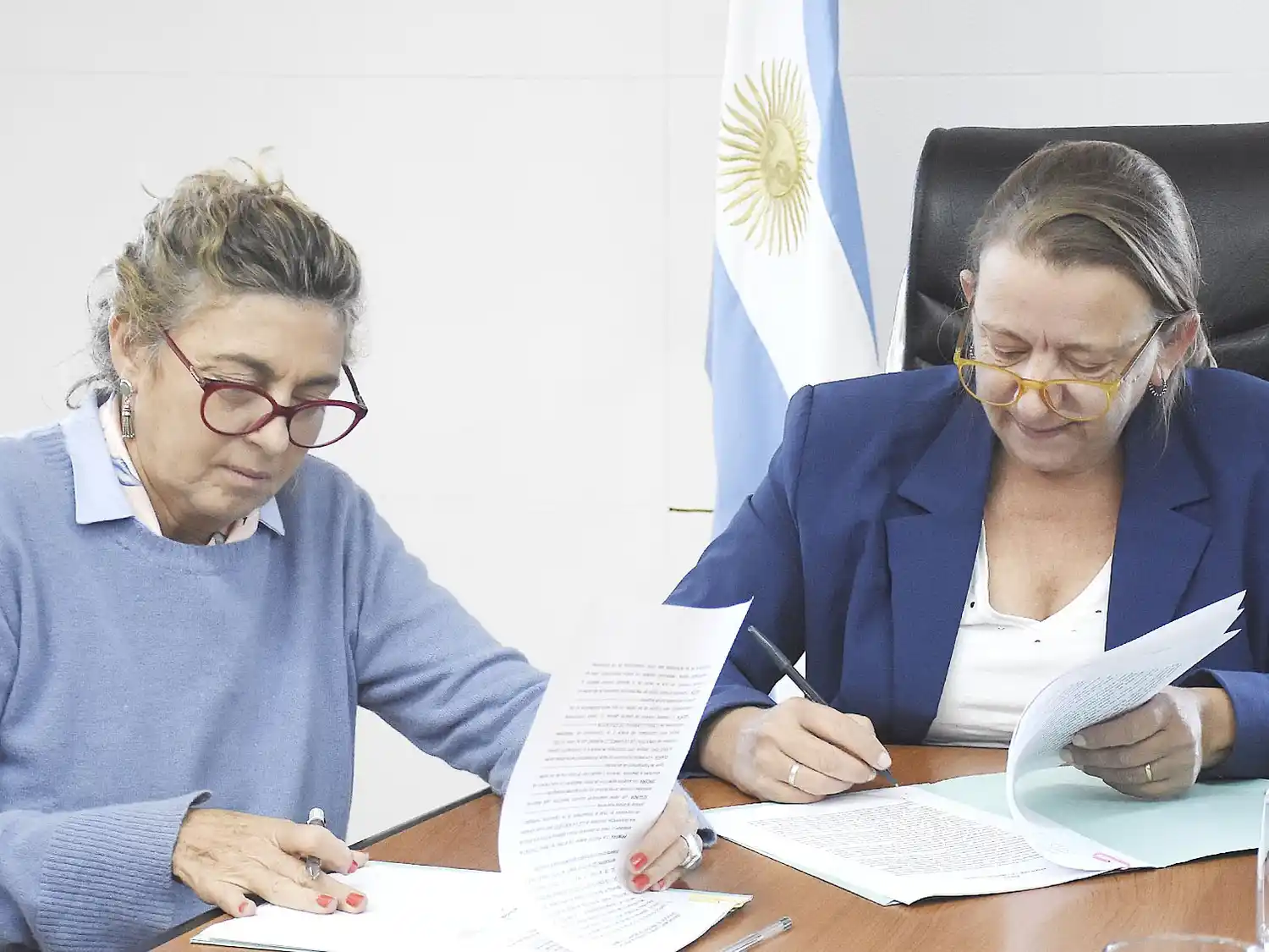 Desarrollo Humano y Educación articulan acciones para fortalecer políticas de cuidado