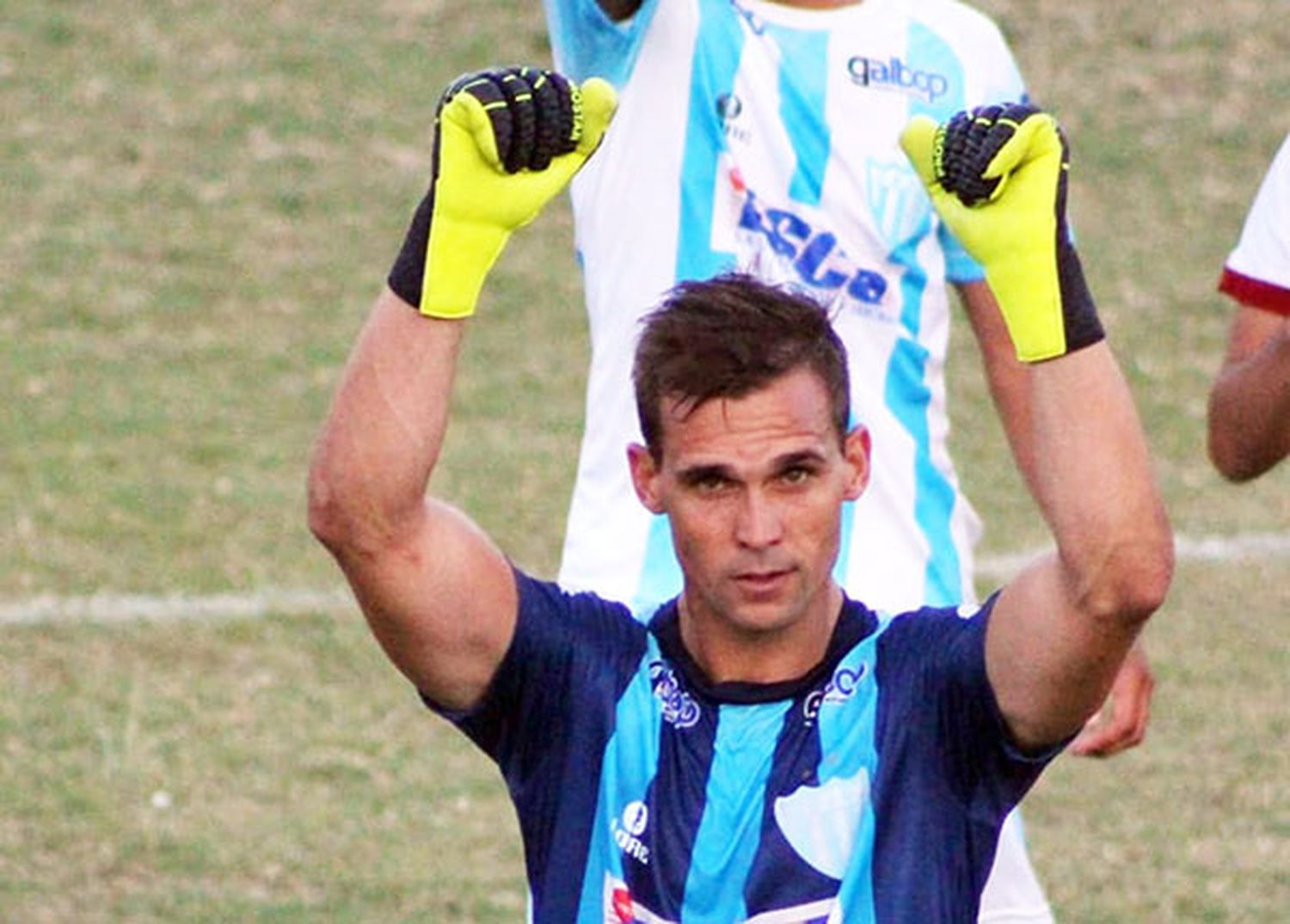 Agustín Starópoli seguirá su carrera en el fútbol italiano