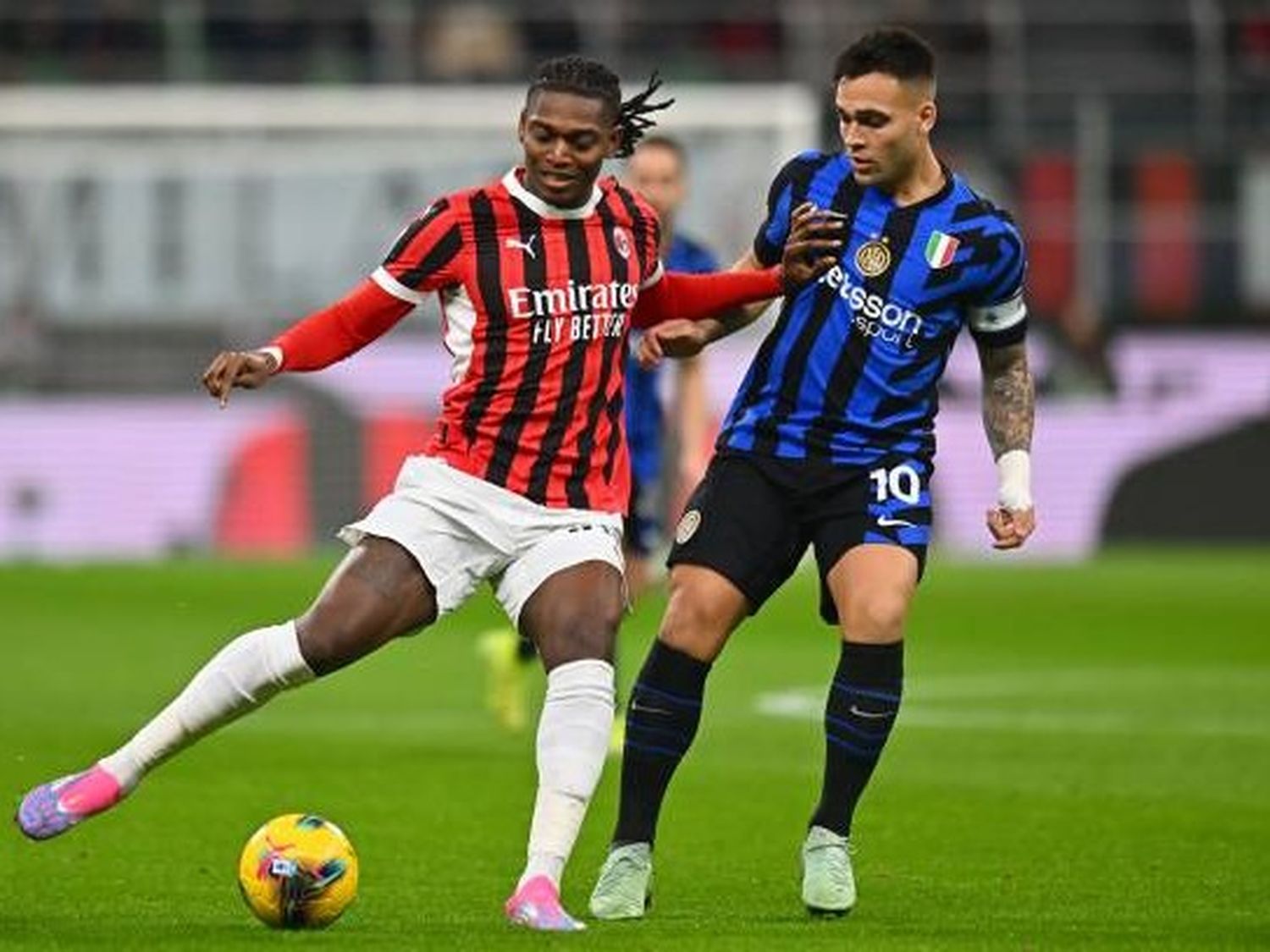 Inter consiguió un empate agónico en el clásico ante Milan
