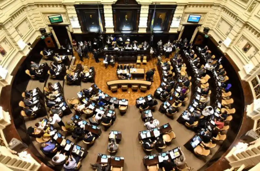 El gobierno busca votar la reforma previsional el próximo lunes