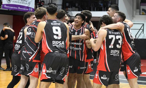 Quilmes empezó a mostrar sus credenciales en el "José Martínez"