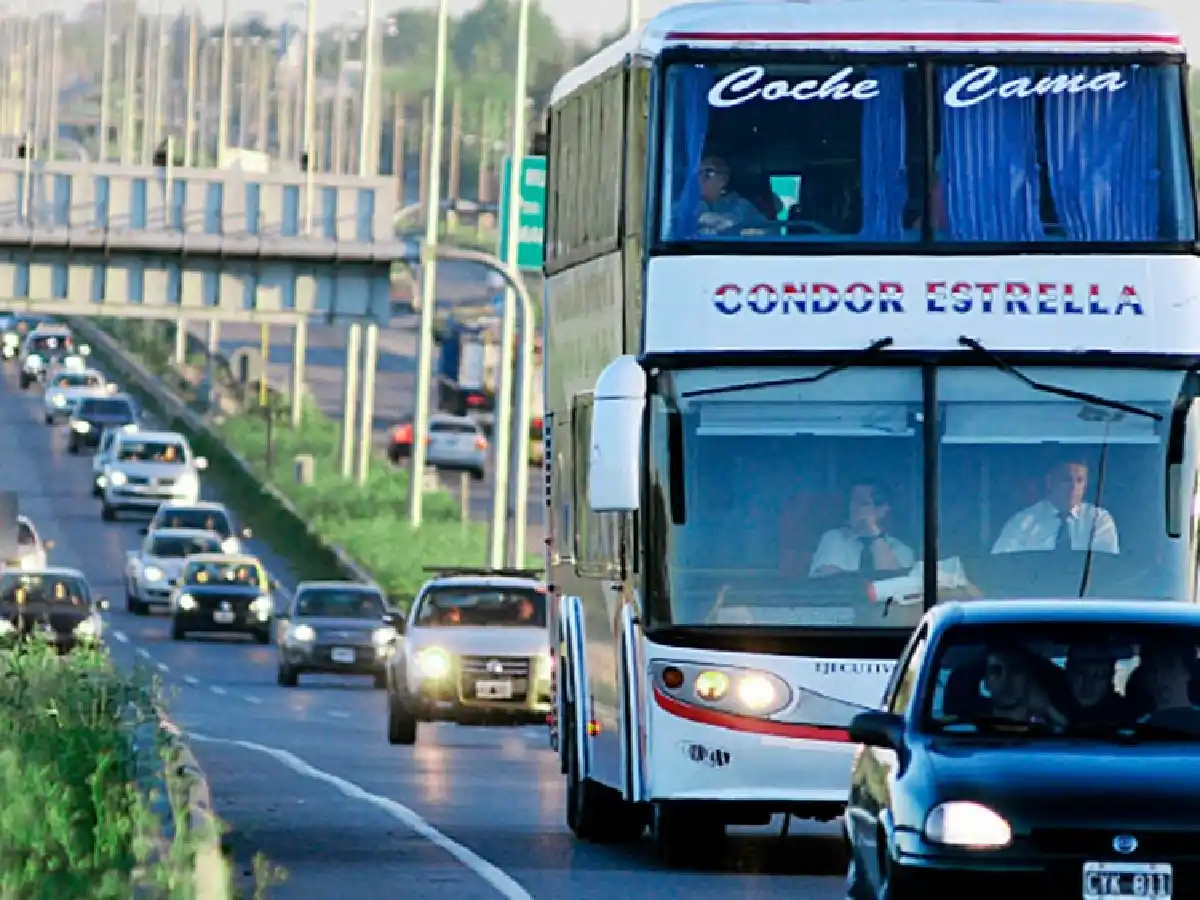 La UTA alcanzó un acuerdo paritario para los trabajadores de larga distancia