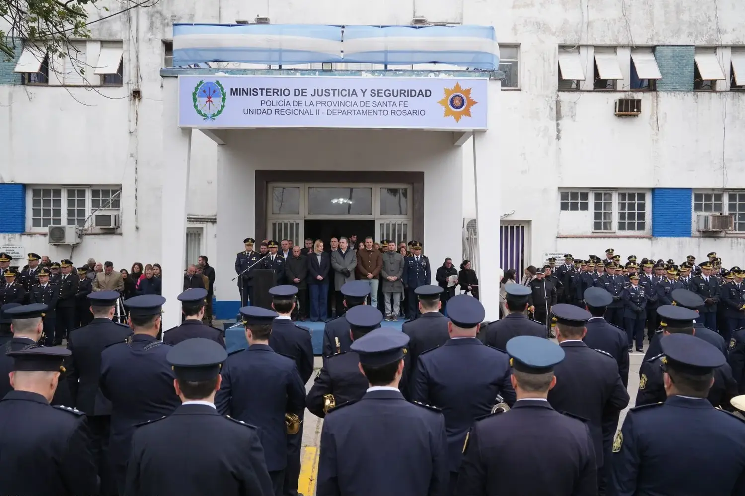 La Policía de Rosario conmemoró su 172° aniversario: "La presencia proactiva en la calle es un activo indiscutible"