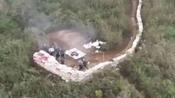 HASTA UNA GARITA tienen las bandas de la Cota 905 en las montañas de La Vega