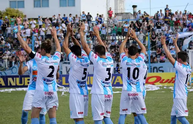 Tras una temporada en la B Nacional, jugará tres categorías más abajo  