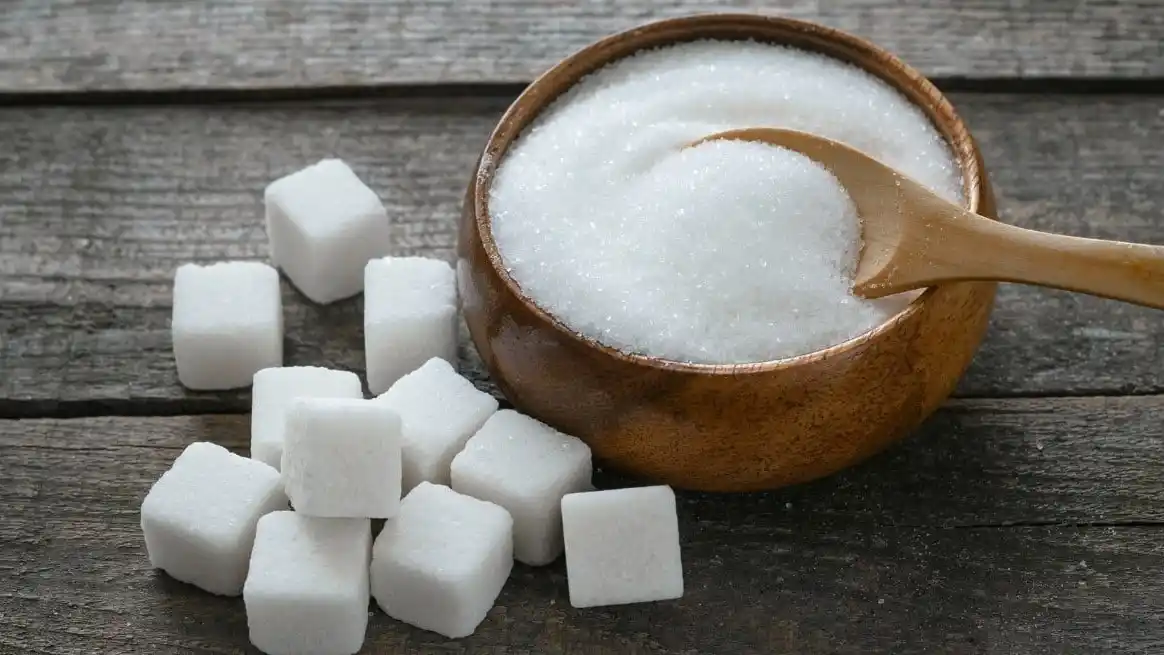El organismo está programado para reconocer el azúcar como una señal de energía rápida.