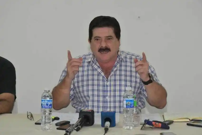 Polémica en Clorinda, Celauro habría viajado de vacaciones al Paraguay