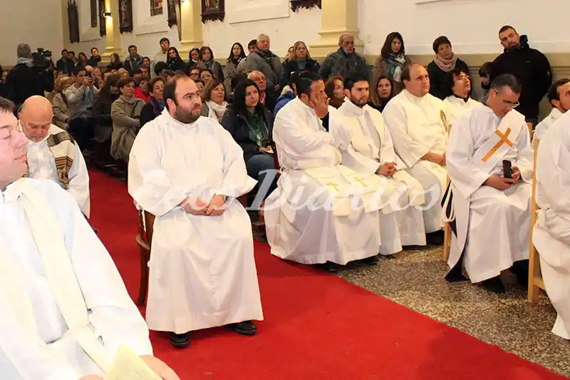 Ordenan diácono a Gonzalo Domench