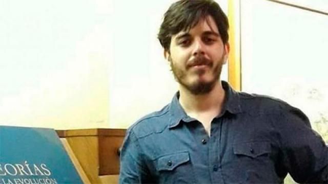 Detuvieron a joven que entró a un motel con el periodista que apareció muerto