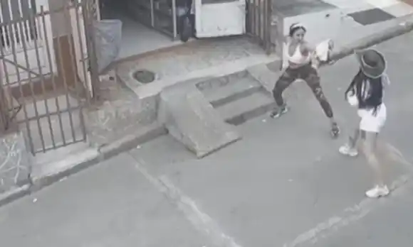 Tragedia en pelea de mujeres, una murió y otra perdió un ojo