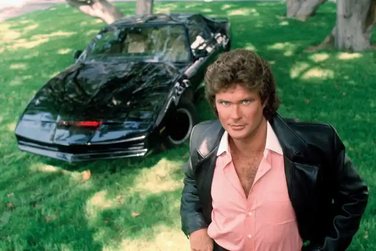 David Hasselhoff subasta su coche fantástico y su precio podría superar el millón de dólares