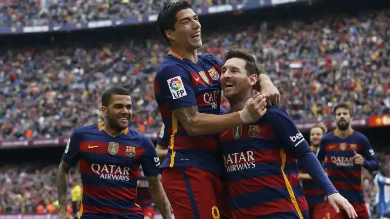 Con gol de Messi, Barcelona se quedó con el clásico y acaricia el título 