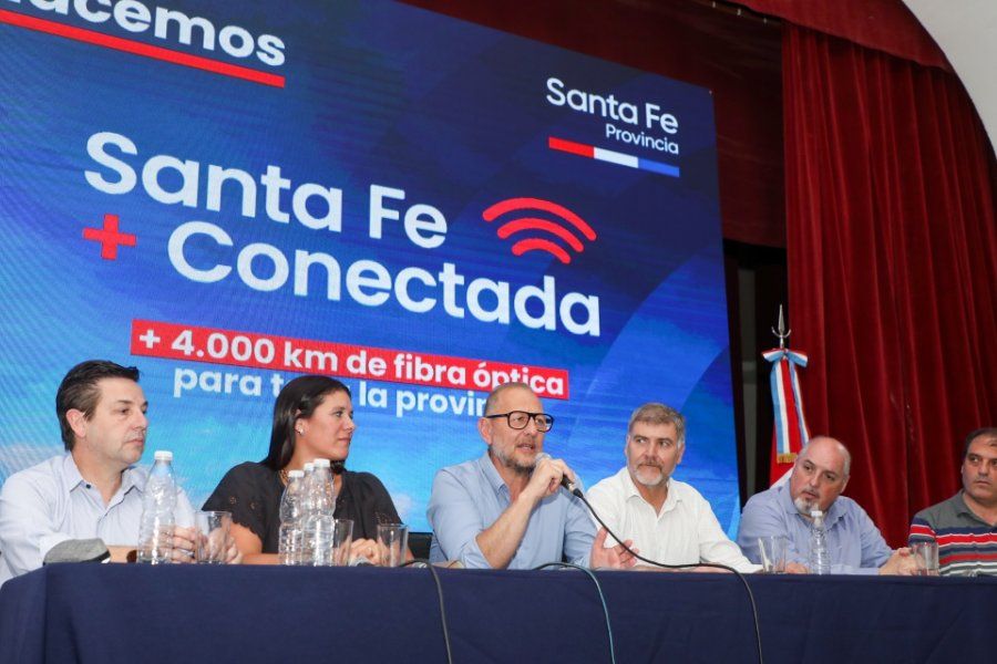 Santa Fe + Conectada: la Municipalidad firmó un convenio con la Provincia