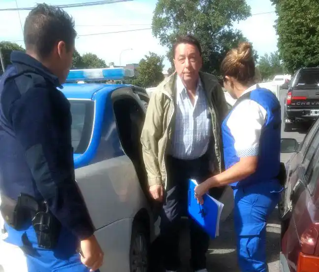 Aprehendido por quebrantar orden de restricción de acercamiento