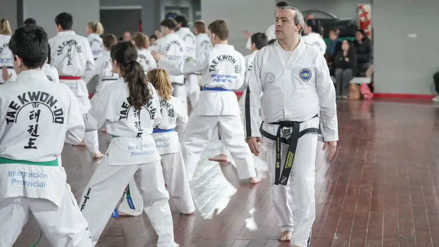 Horacio Alí al frente de Integración Provincial, escuela que recibió una vez más a Barat